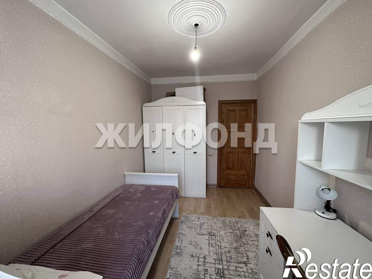 Купить квартиру за 10 120 000 рублей на Ленина ул., д.64