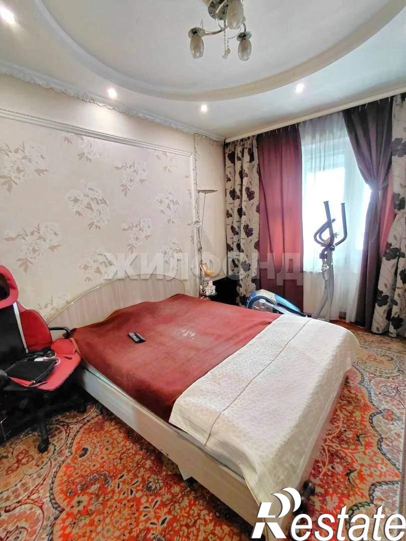Купить квартиру за 9 700 000 рублей на Калинина ул., д.8