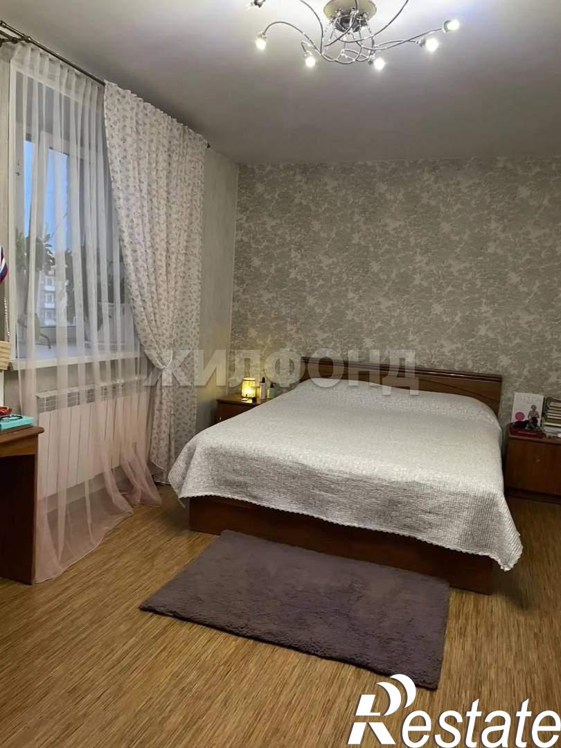 Купить квартиру за 9 400 000 рублей на Кочетова ул., д.95