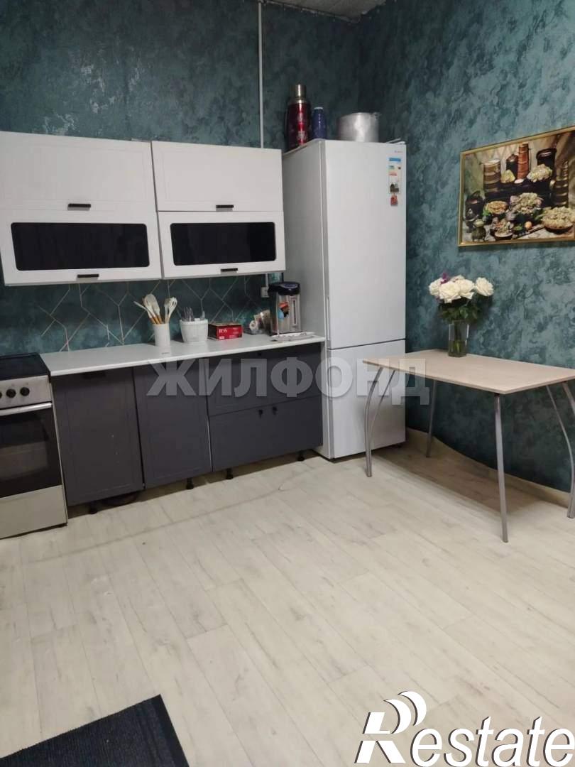 Купить дачу, дом, коттедж за 3 300 000 рублей на Вишневая ул.