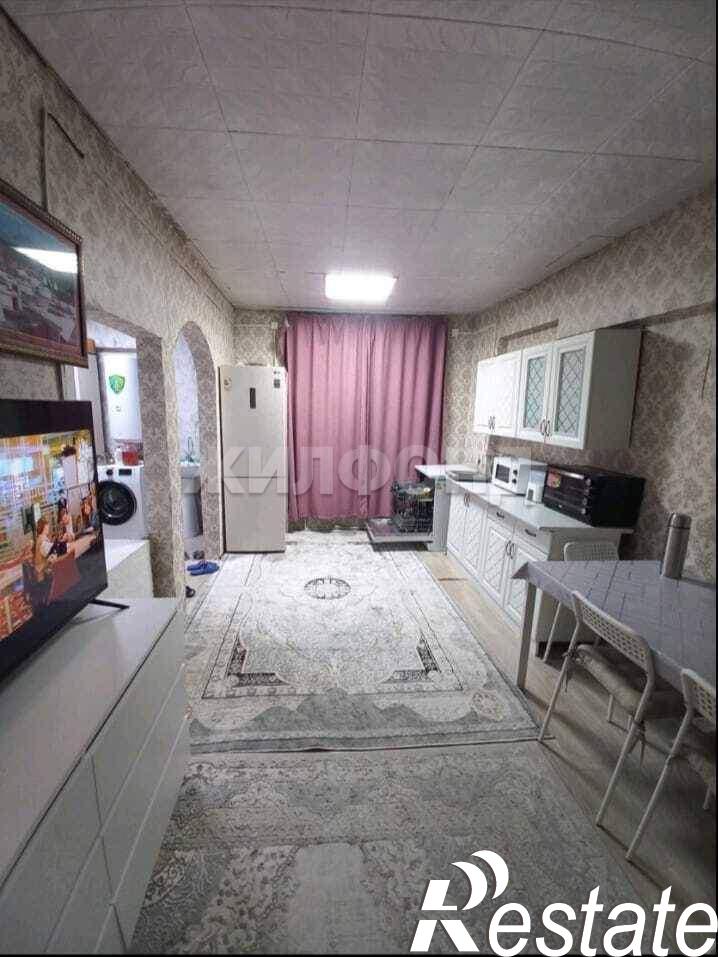 Купить дачу, дом, коттедж за 3 100 000 рублей на Холмистая ул.