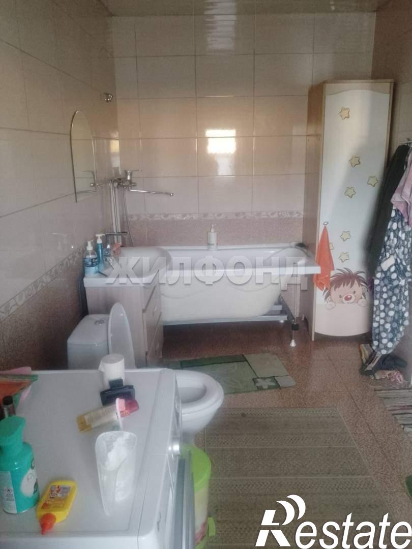 Купить дачу, дом, коттедж за 15 000 000 рублей на Аратская ул.