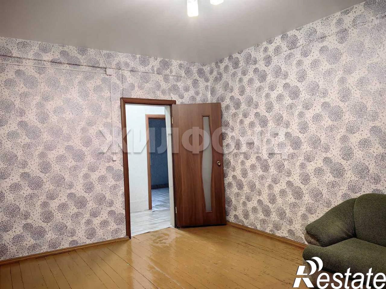 Купить дачу, дом, коттедж за 1 950 000 рублей на Сотнам Александр ул.