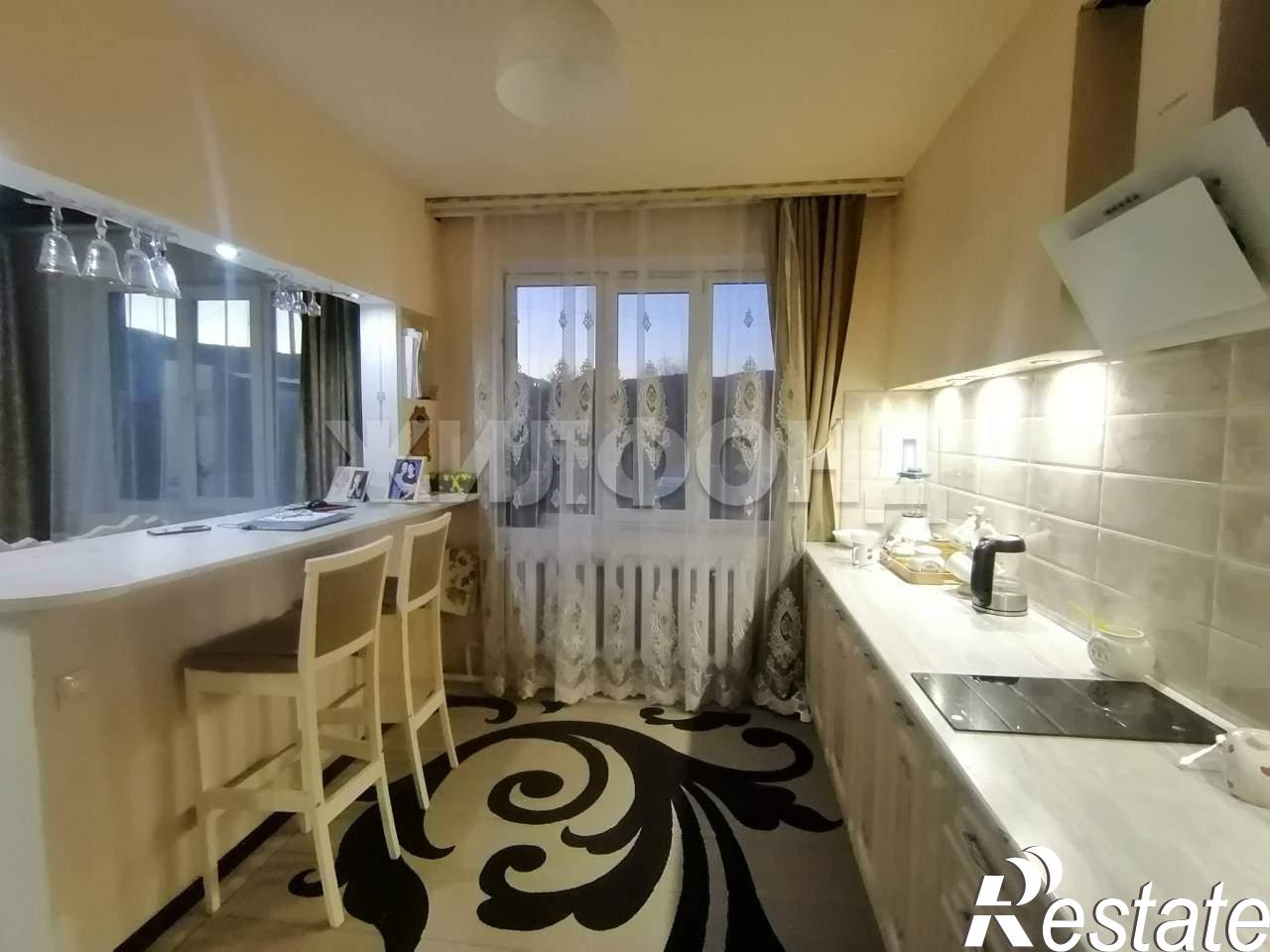 Купить дачу, дом, коттедж за 15 000 000 рублей на Депутатская ул.
