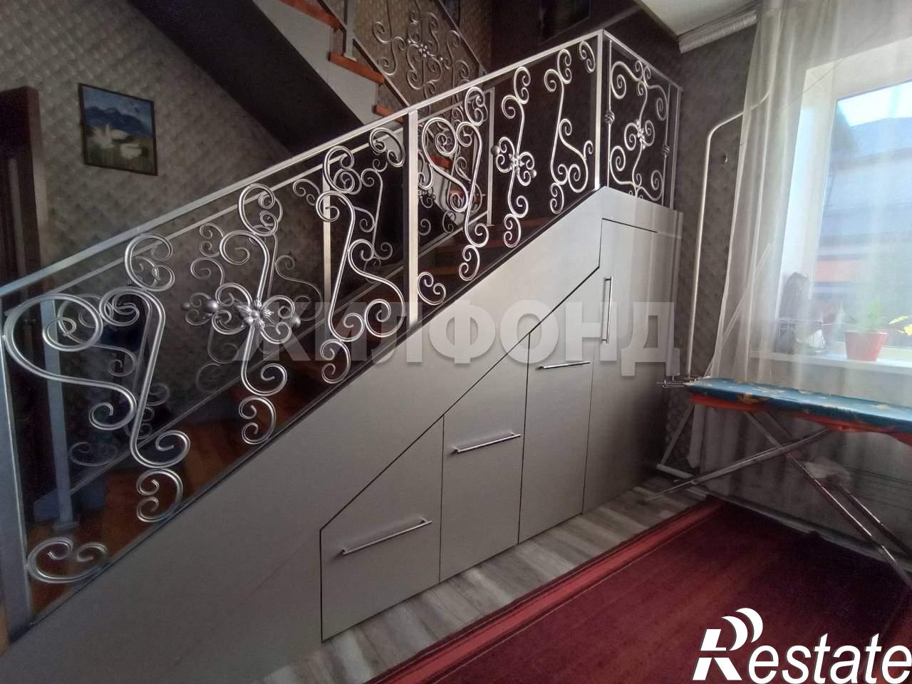 Купить дачу, дом, коттедж за 18 200 000 рублей на Эне-Сай ул.