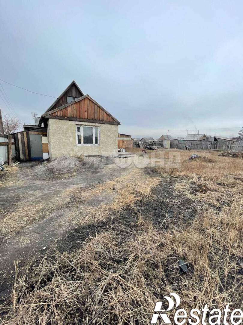Купить дачу, дом, коттедж за 3 555 000 рублей на Сельская ул.