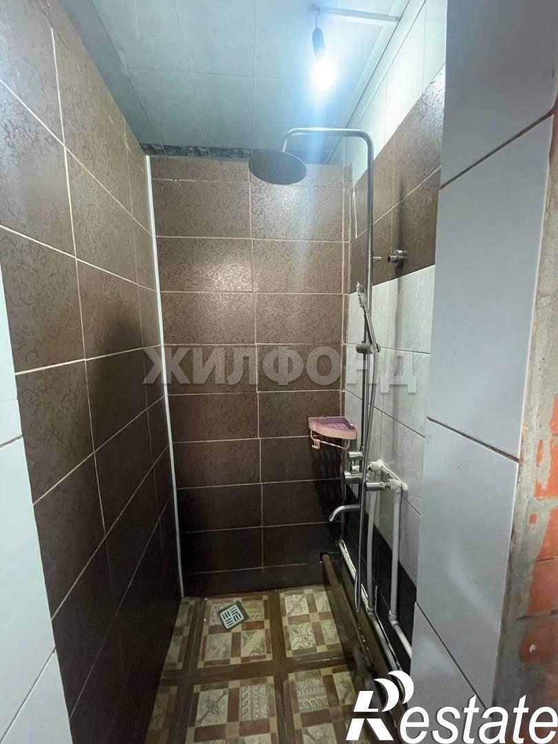 Купить дачу, дом, коттедж за 8 000 000 рублей на Малоенисейская ул.