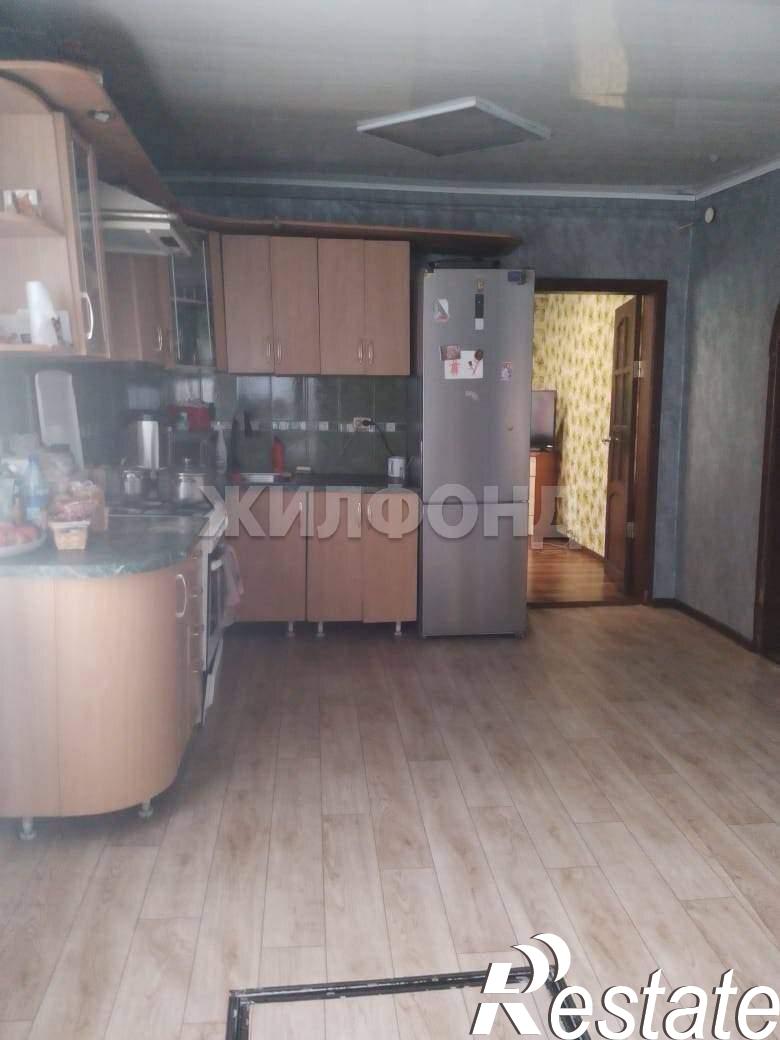 Купить дачу, дом, коттедж за 7 300 000 рублей на Комарова ул.