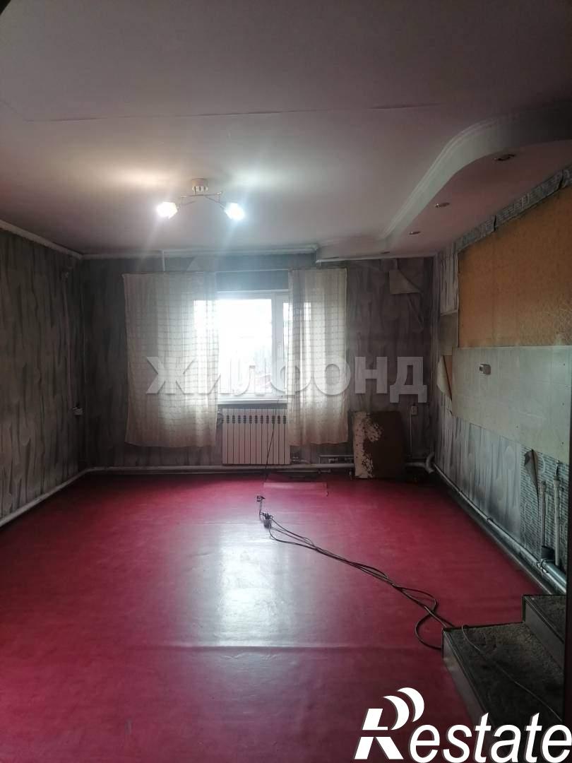 Купить дачу, дом, коттедж за 10 000 000 рублей на Орджоникидзе ул.