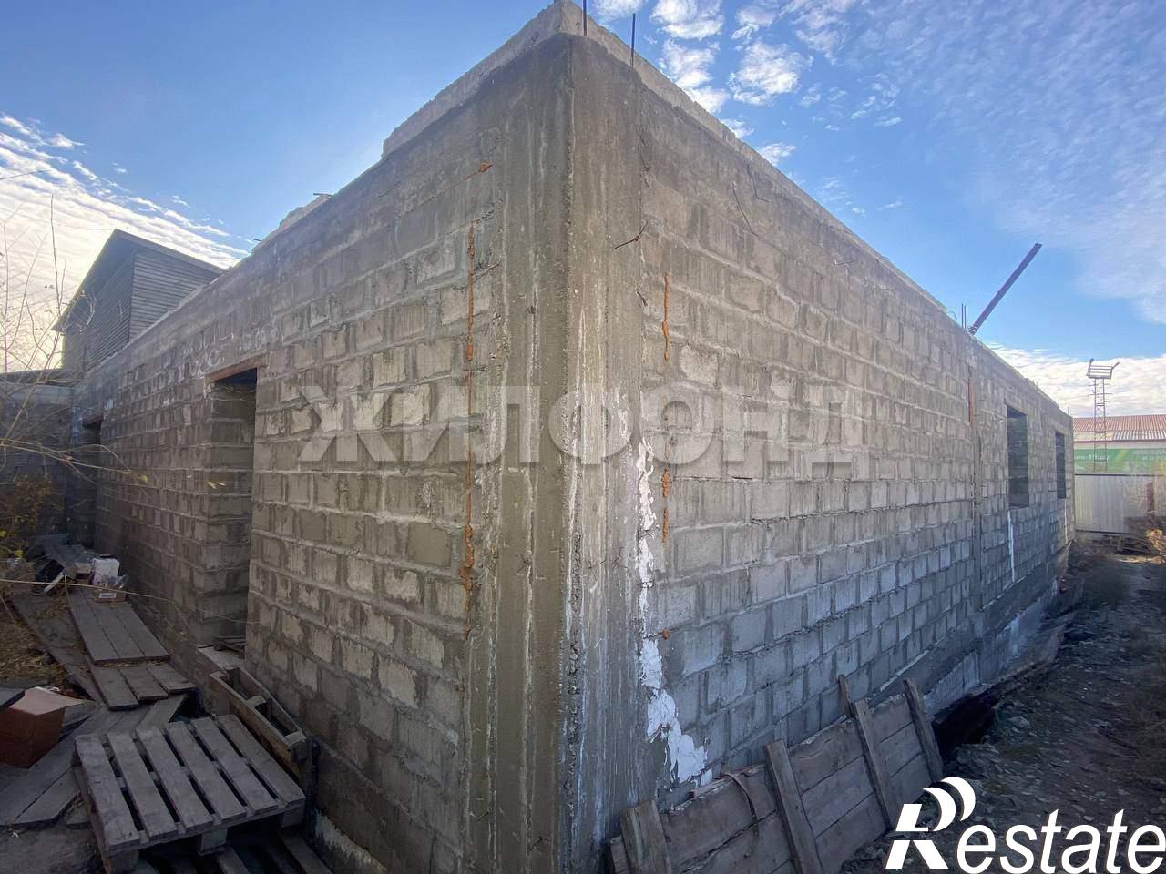 Купить дачу, дом, коттедж за 20 220 000 рублей на Мира ул.