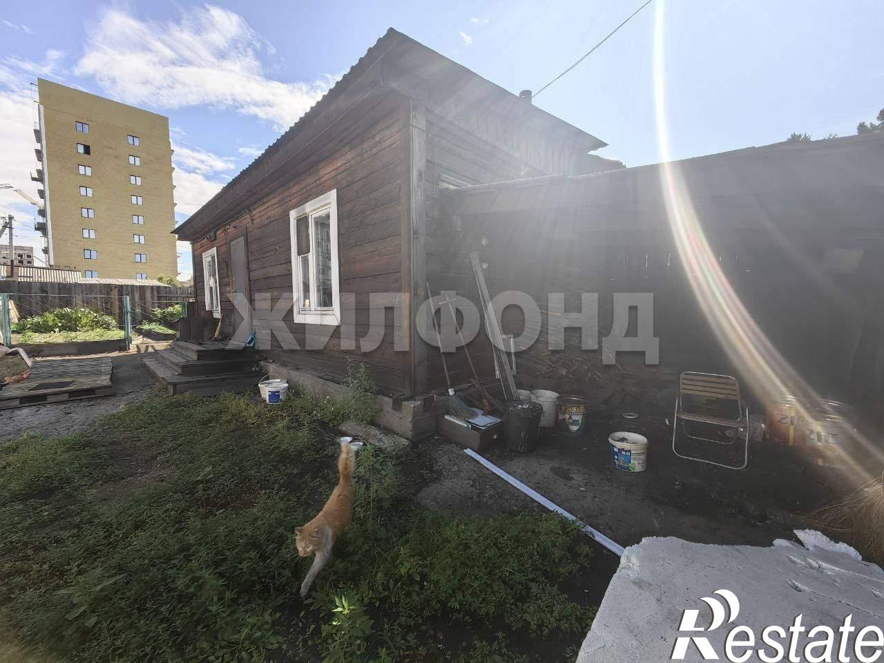 Купить дачу, дом, коттедж за 12 500 000 рублей на Декабристов ул.