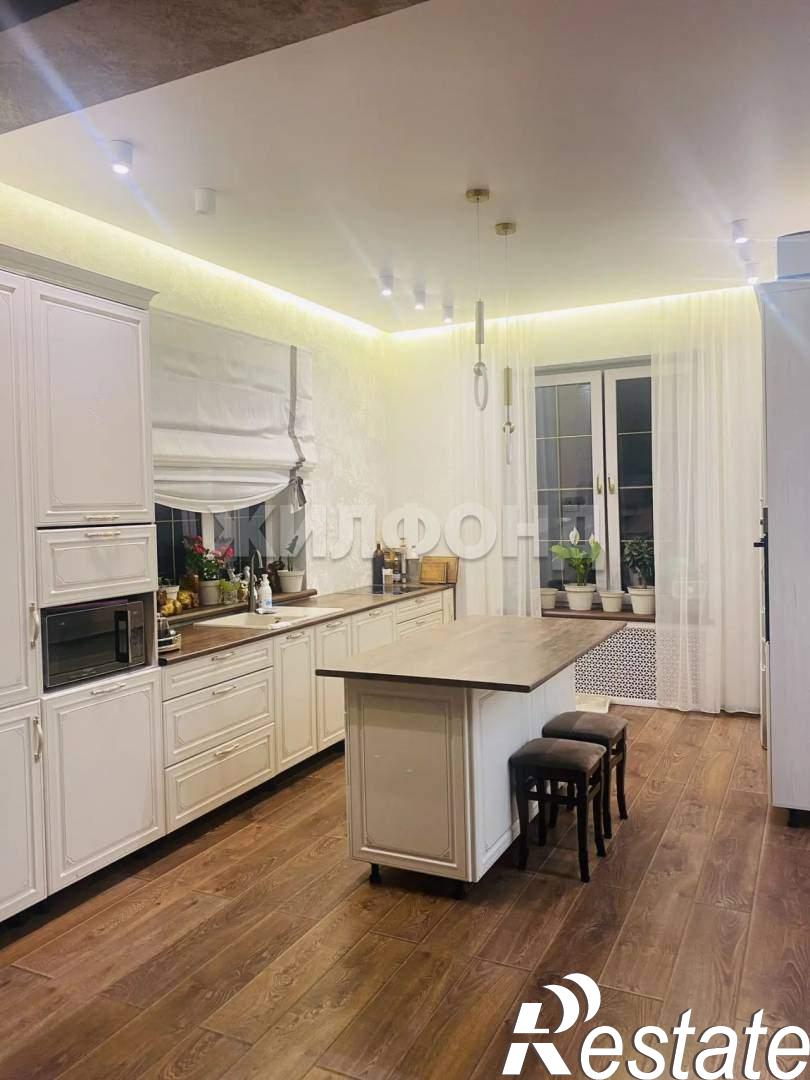 Купить дачу, дом, коттедж за 16 500 000 рублей на Максима Мунзука ул.