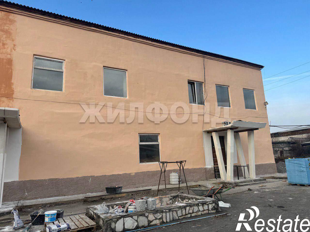 Купить дачу, дом, коттедж за 25 000 000 рублей на Ровенская ул.