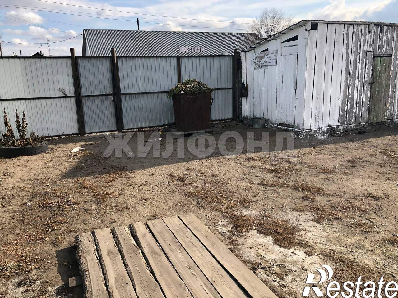 Купить дачу, дом, коттедж за 3 250 000 рублей на Сергея Есенина ул.