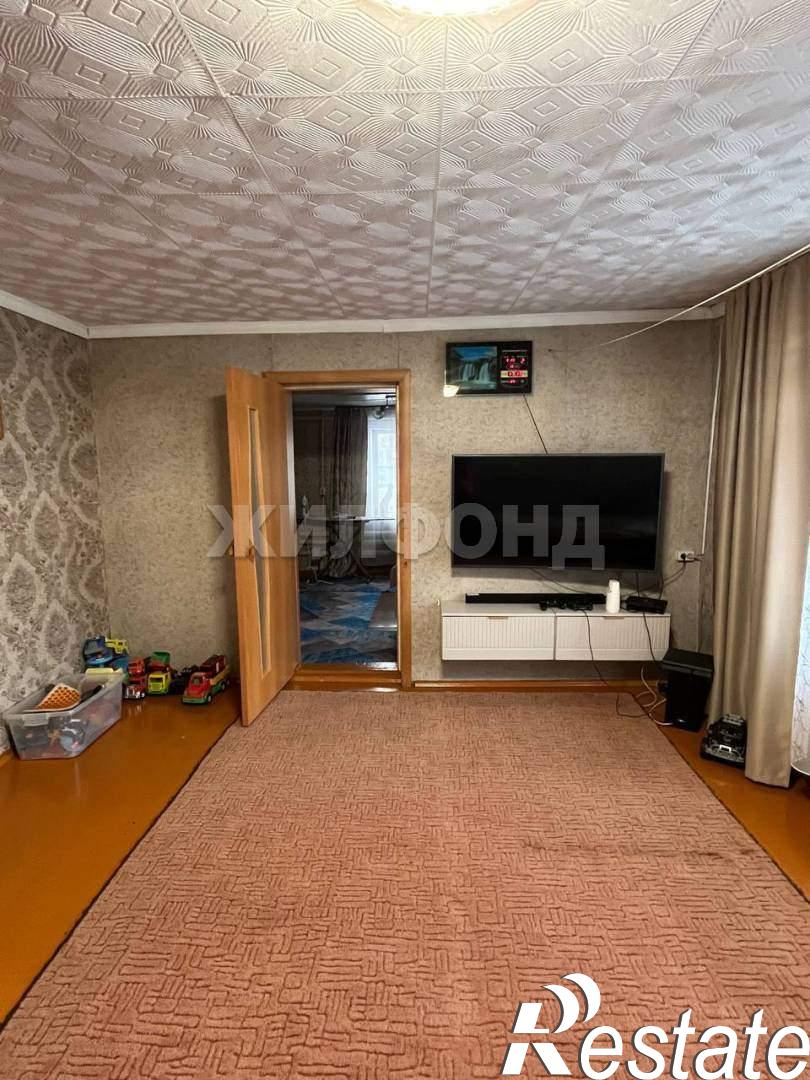 Купить дачу, дом, коттедж за 9 000 000 рублей на Красноармейская ул.