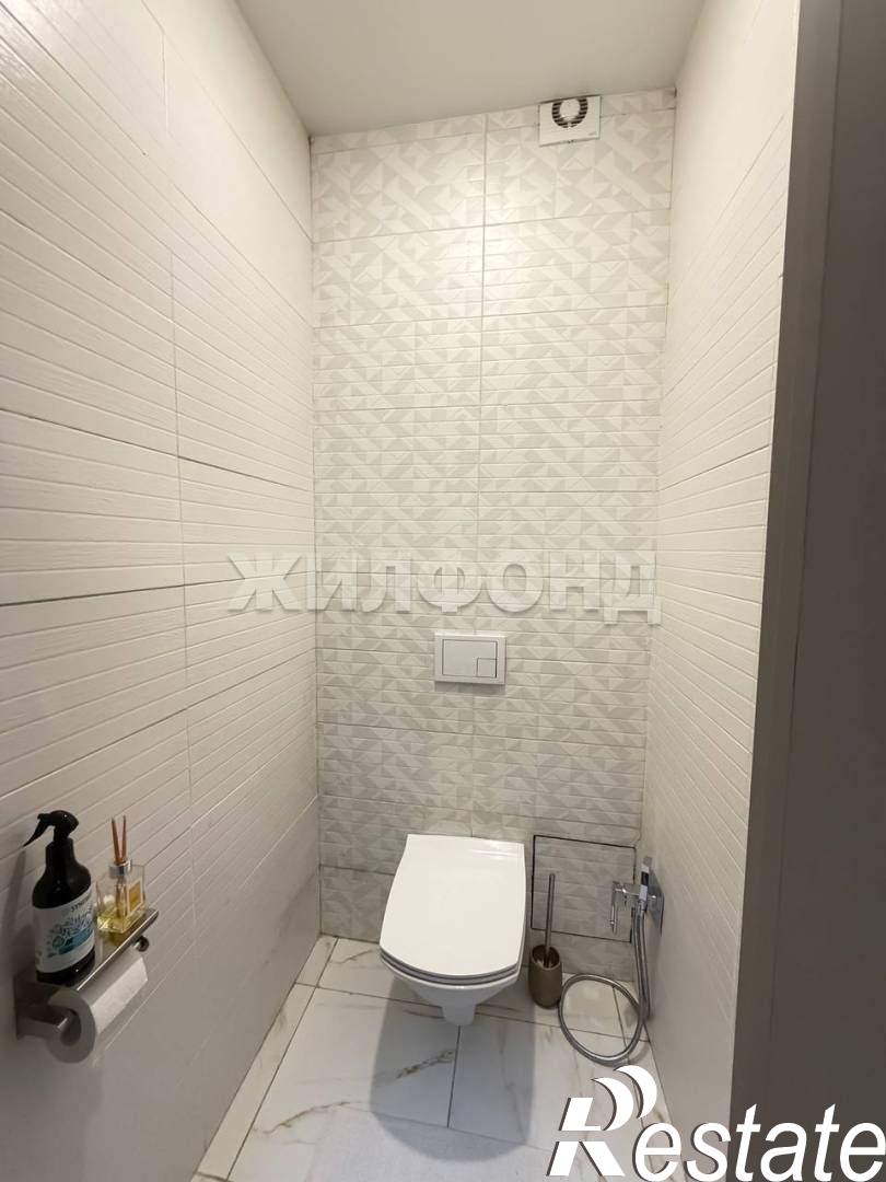 Купить дачу, дом, коттедж за 16 000 000 рублей на Кара-Хаакская ул.