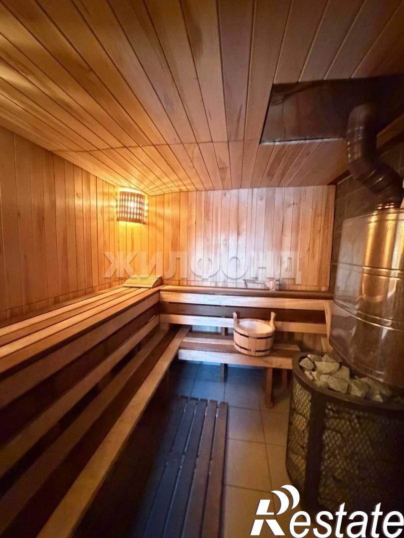 Купить дачу, дом, коттедж за 16 000 000 рублей на Кара-Хаакская ул.