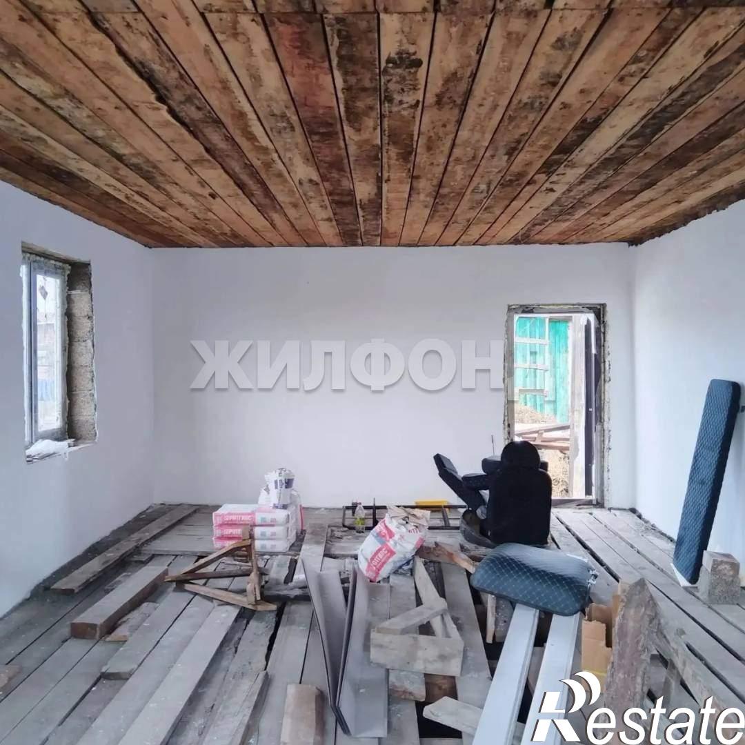 Купить дачу, дом, коттедж за 7 000 000 рублей на Эрзинская ул.