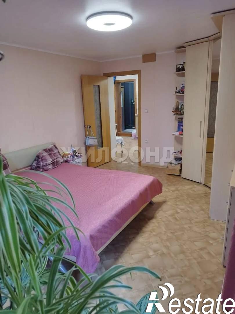 Купить дачу, дом, коттедж за 8 500 000 рублей на Холмистая ул.