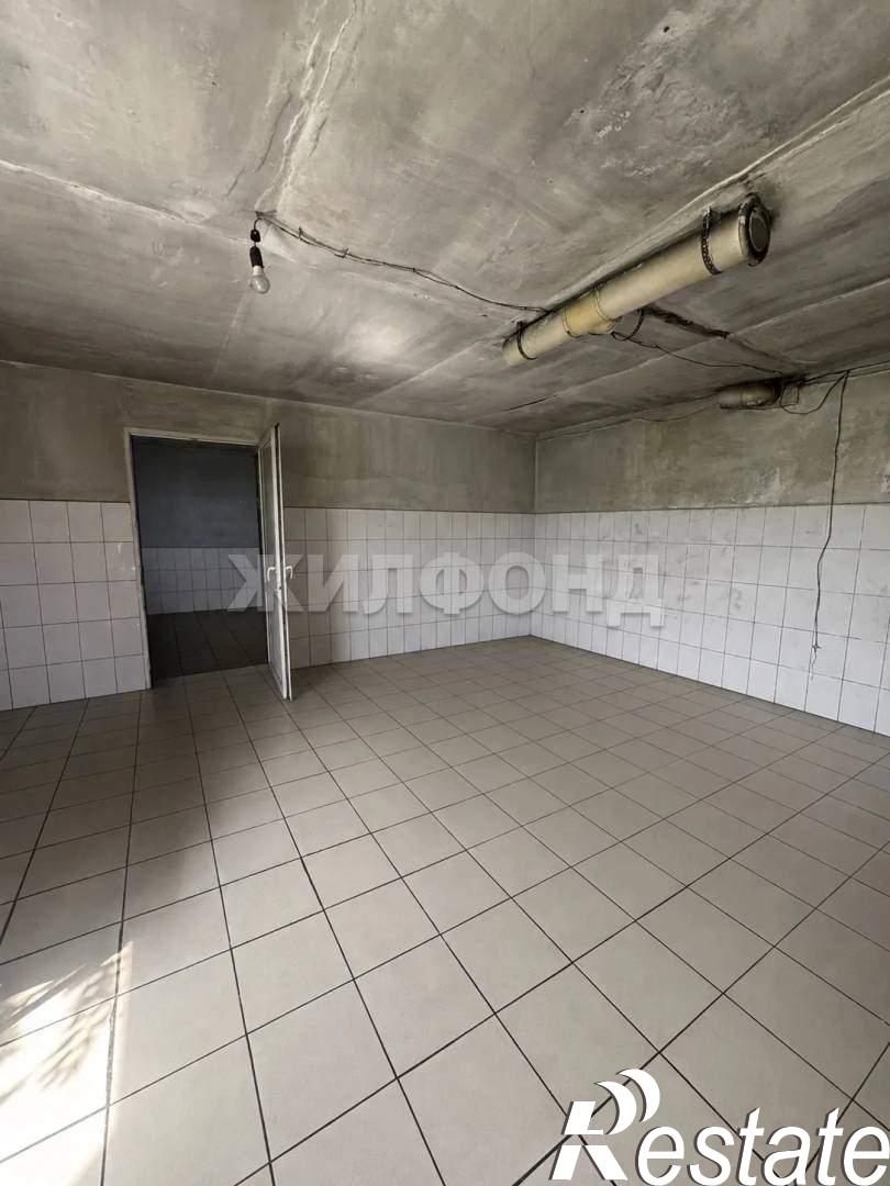 Купить дачу, дом, коттедж за 11 333 000 рублей на Комарова ул.