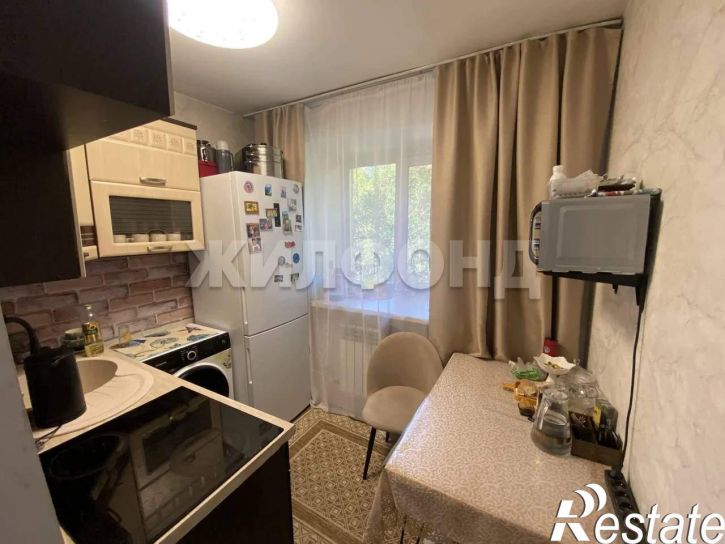 2-комн квартира Кочетова ул., д.143