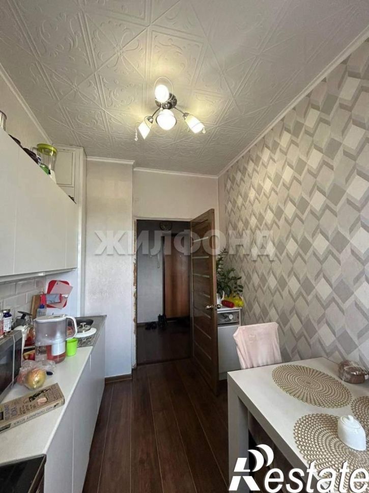 2-комн квартира Красных Партизан ул., д.3