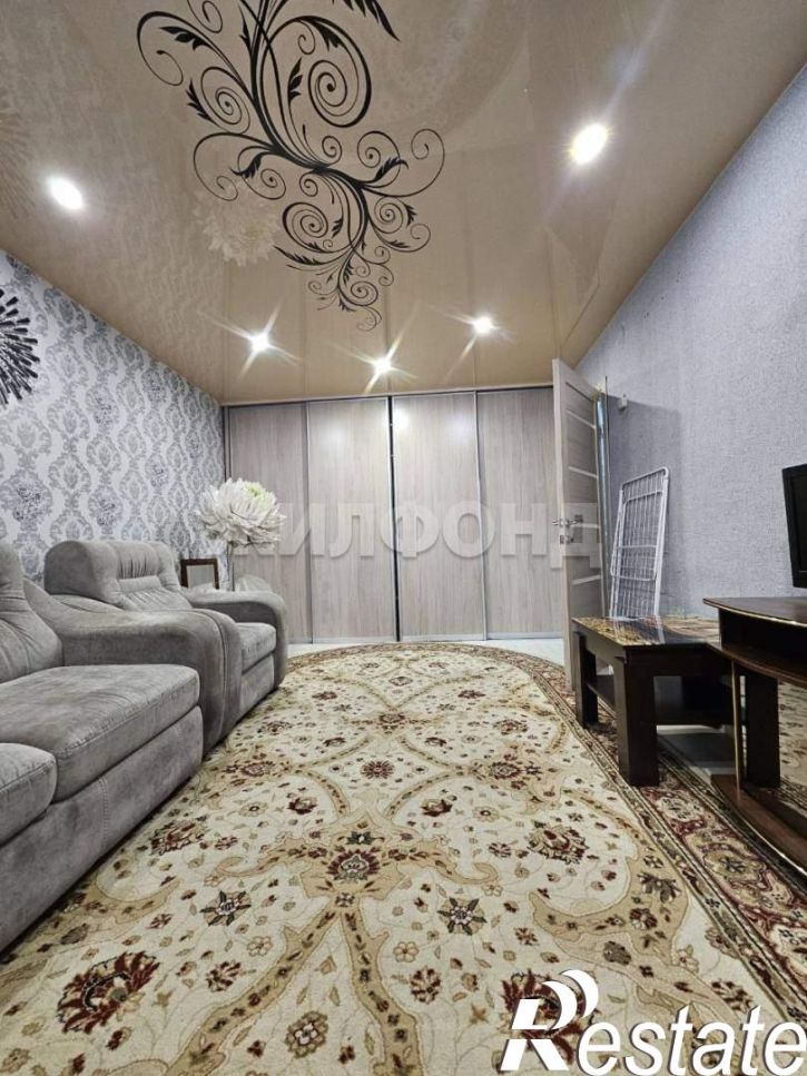 2-комн квартира Крылова ул., д.1а