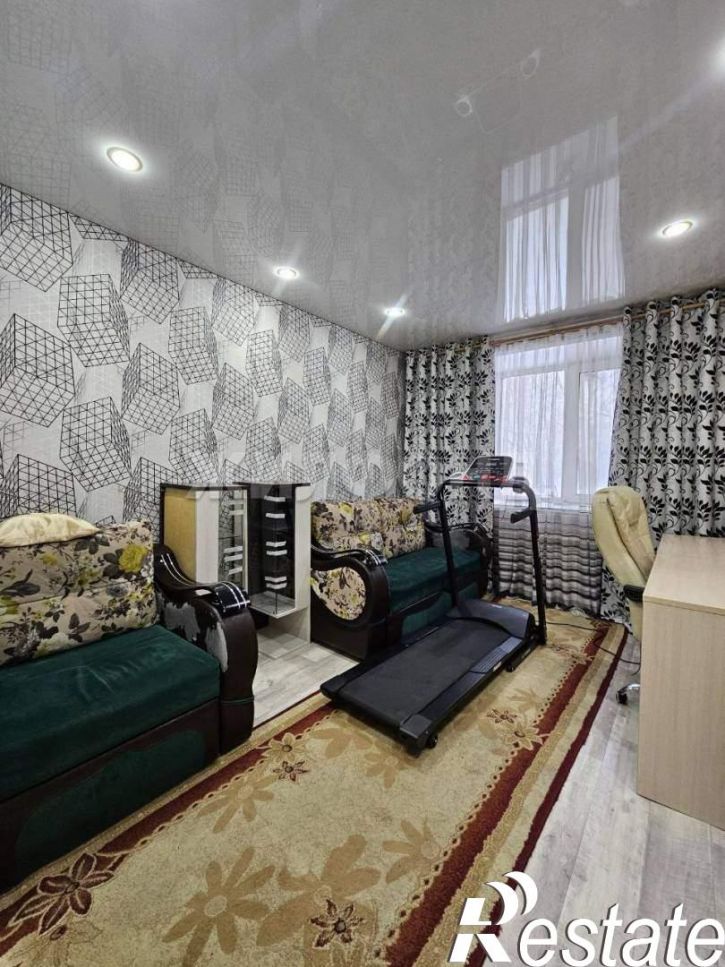 2-комн квартира Крылова ул., д.1а