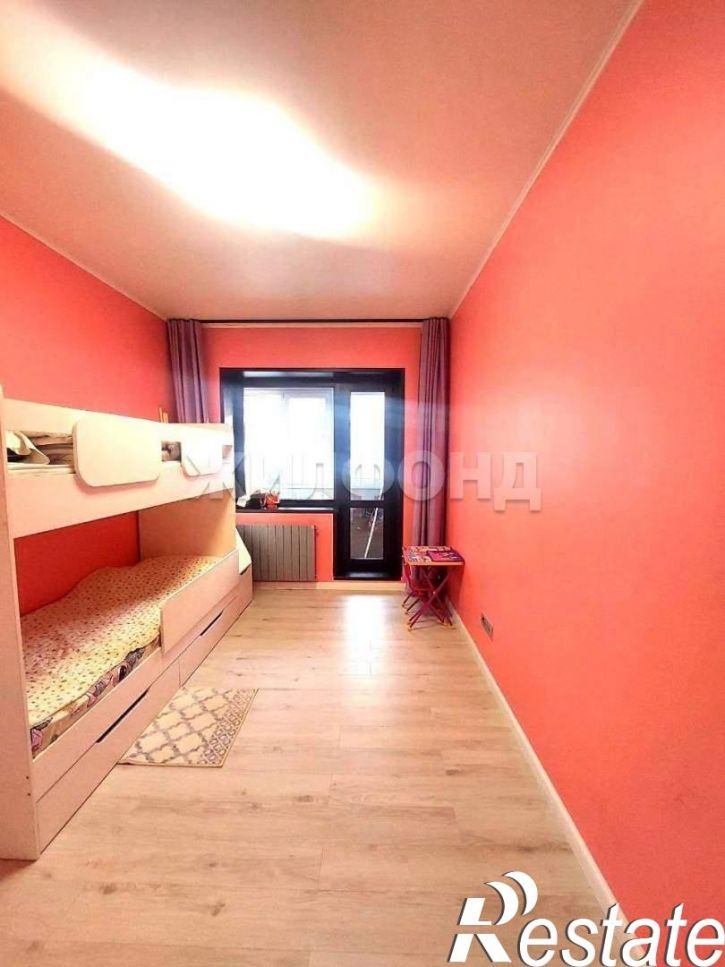 3-комн квартира Красных Партизан ул., д.41