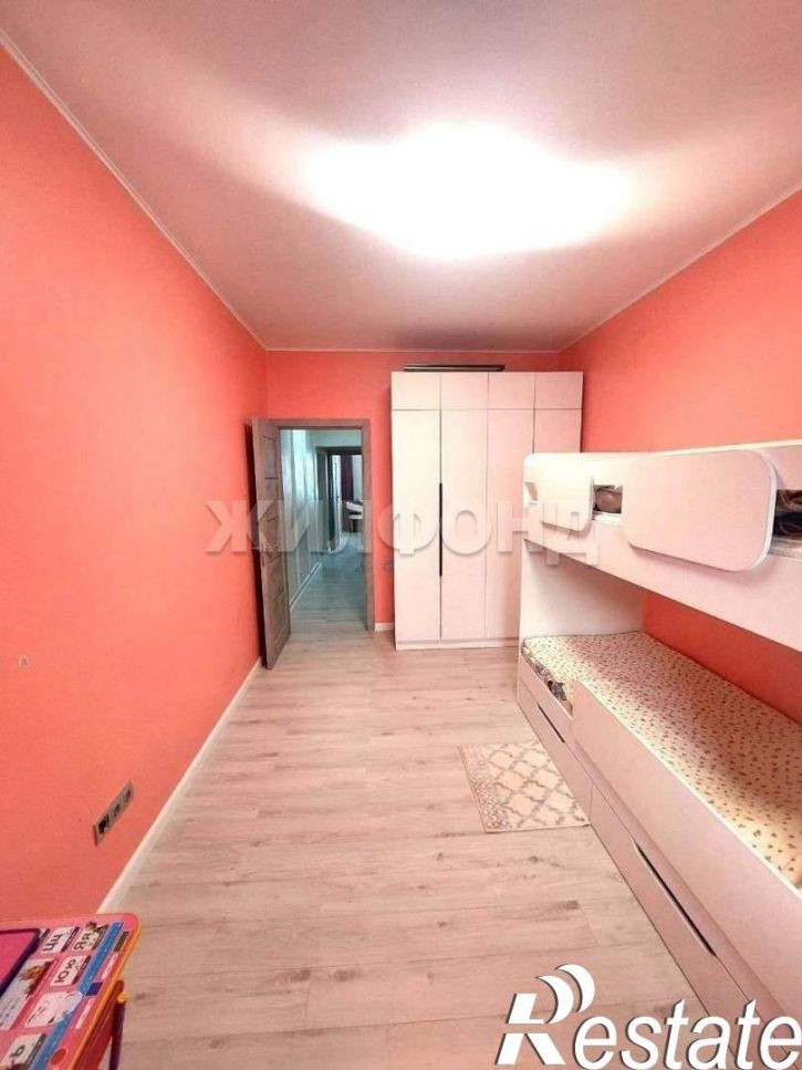 3-комн квартира Красных Партизан ул., д.41