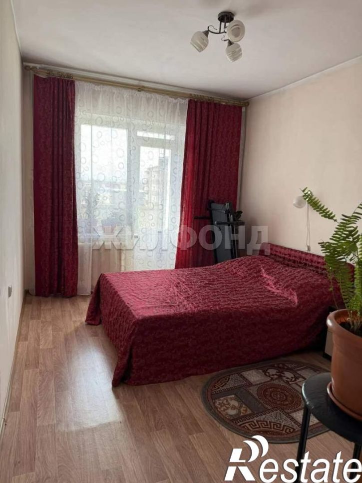 3-комн квартира Убсу-Нурская ул., д.24