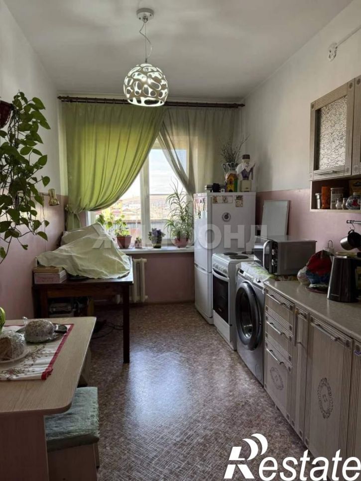 3-комн квартира Убсу-Нурская ул., д.24