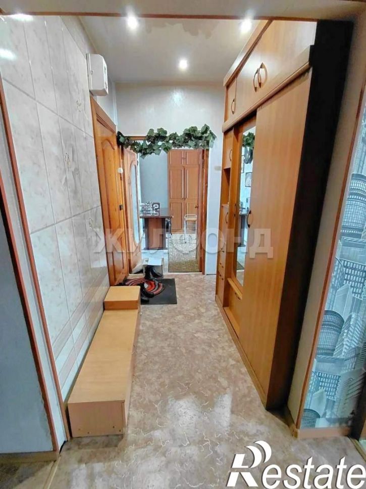 3-комн квартира Калинина ул., д.8