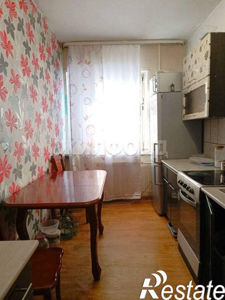 4-комн квартира Кечил-оола ул., д.7е