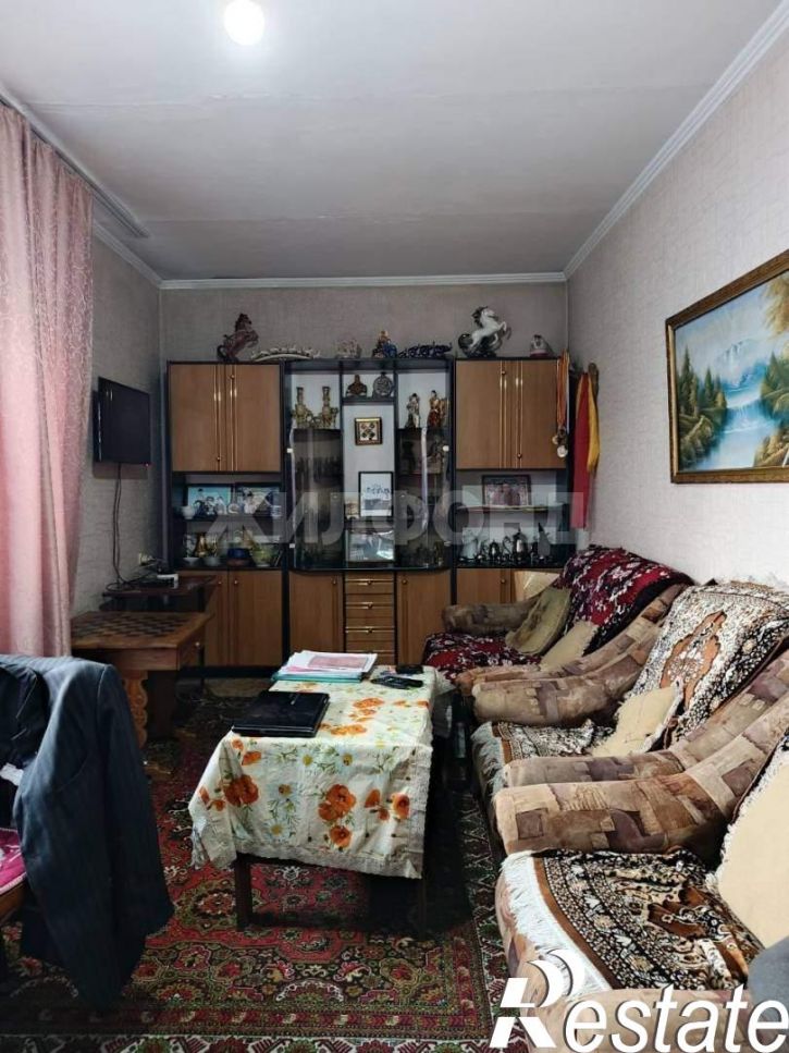 4-комн квартира Энергетиков мкр., д.7