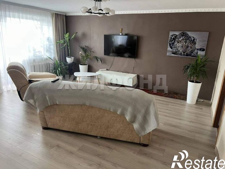 4-комн квартира Ленина ул., д.58