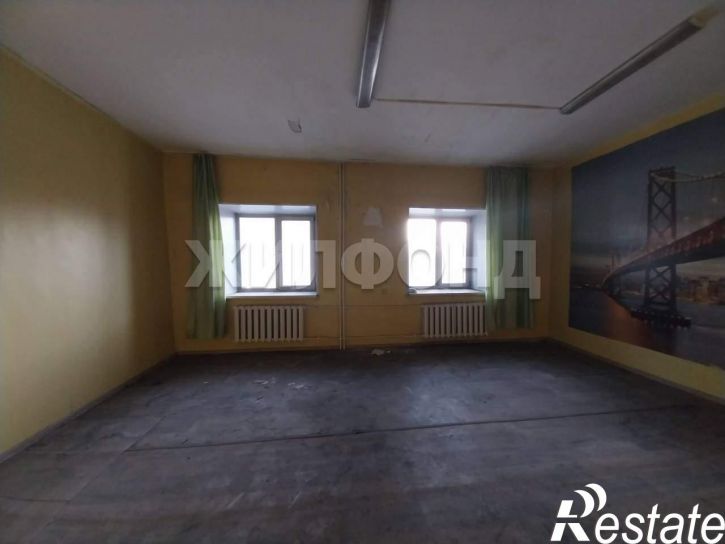 4-комн квартира Кочетова ул., д.1