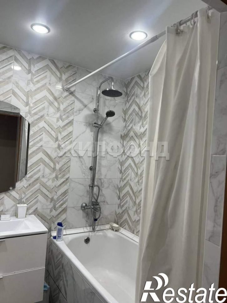 4-комн квартира Ленина ул., д.58