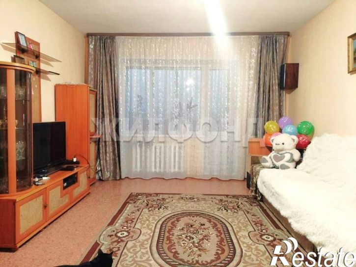 4-комн квартира Дружбы ул., д.1а