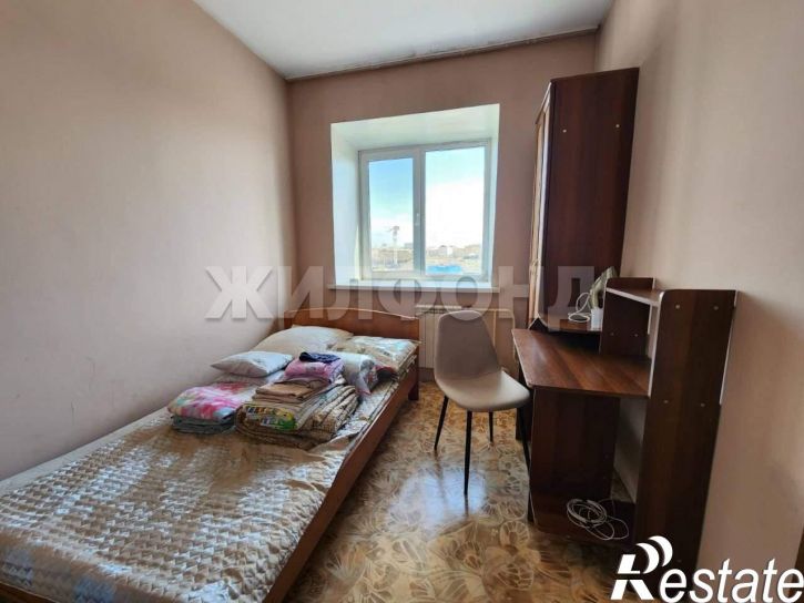 4-комн квартира Декабристов ул., д.8