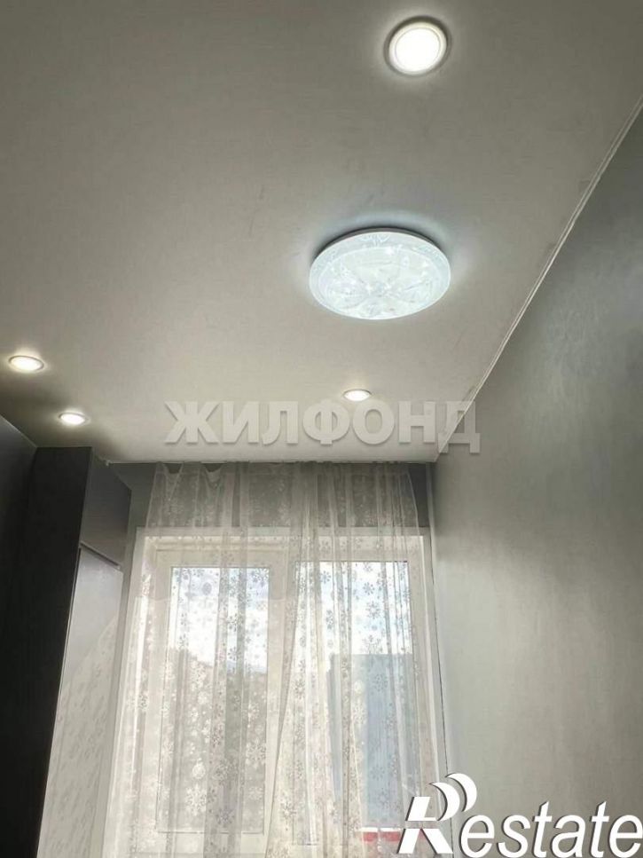 4-комн квартира Калинина ул., д.7