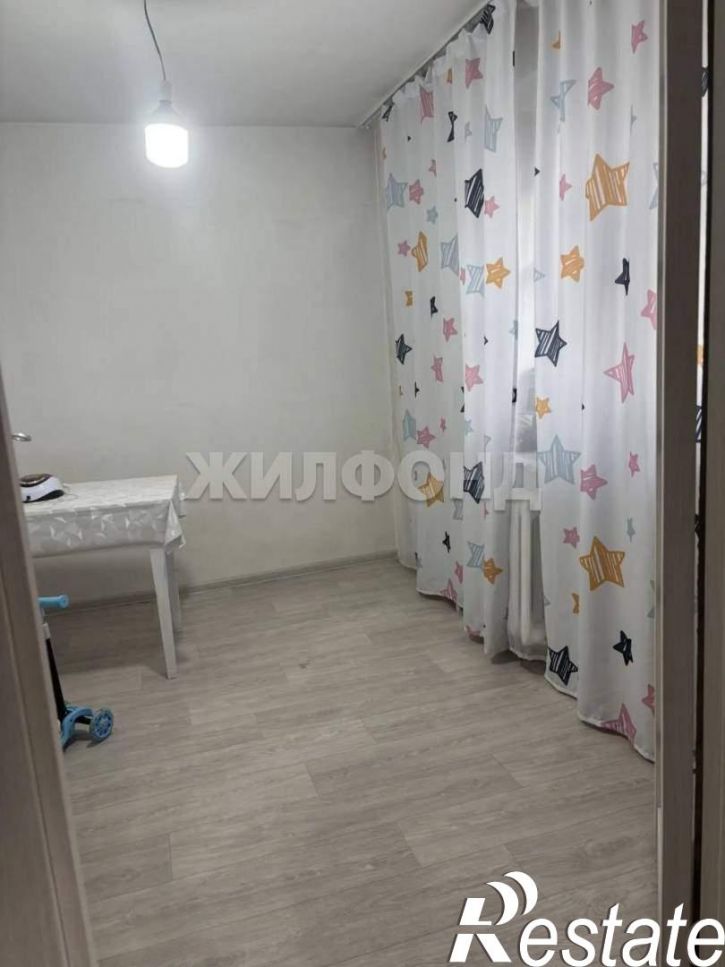 4-комн квартира Юбилейная ул., д.10