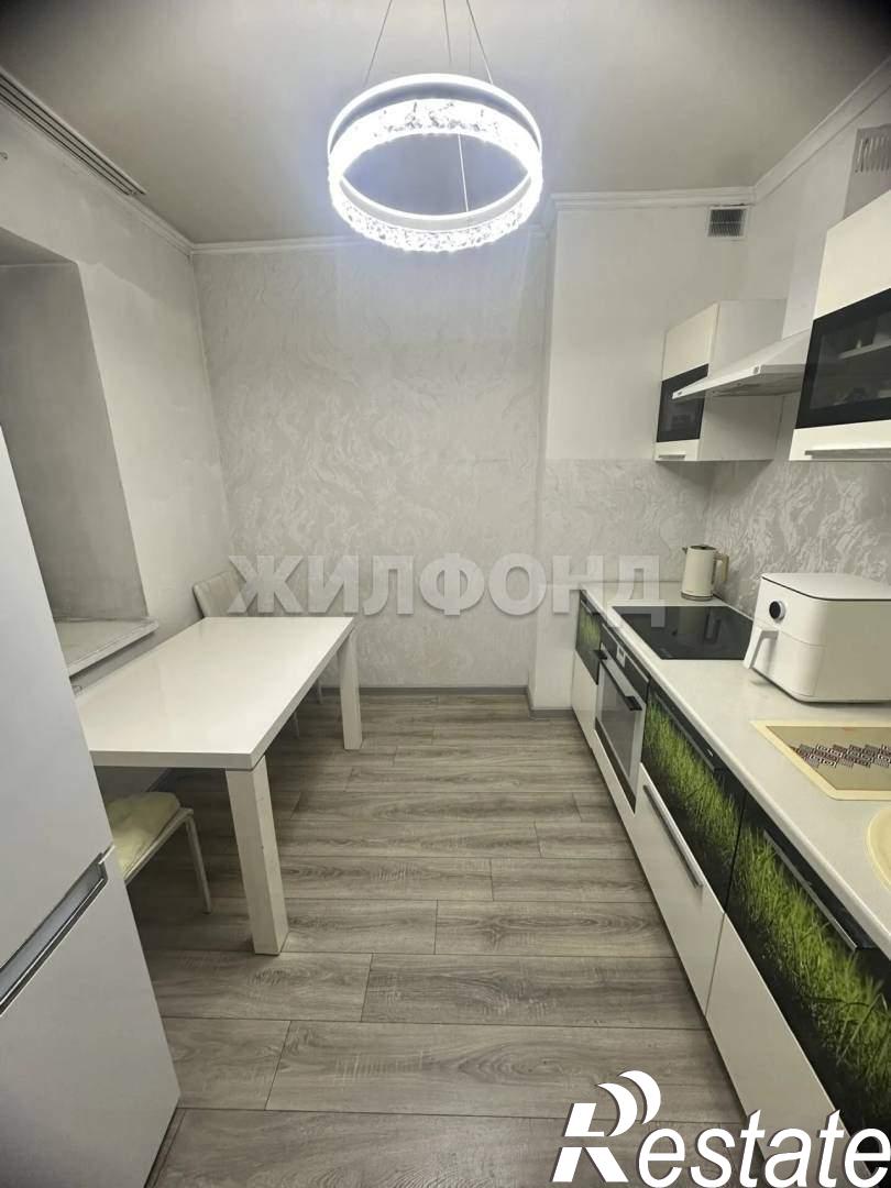 Купить квартиру за 8 100 000 рублей на Московская ул., д.109