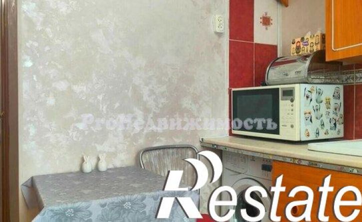 2-комн квартира улица Бухтуева, 3,  д. 3